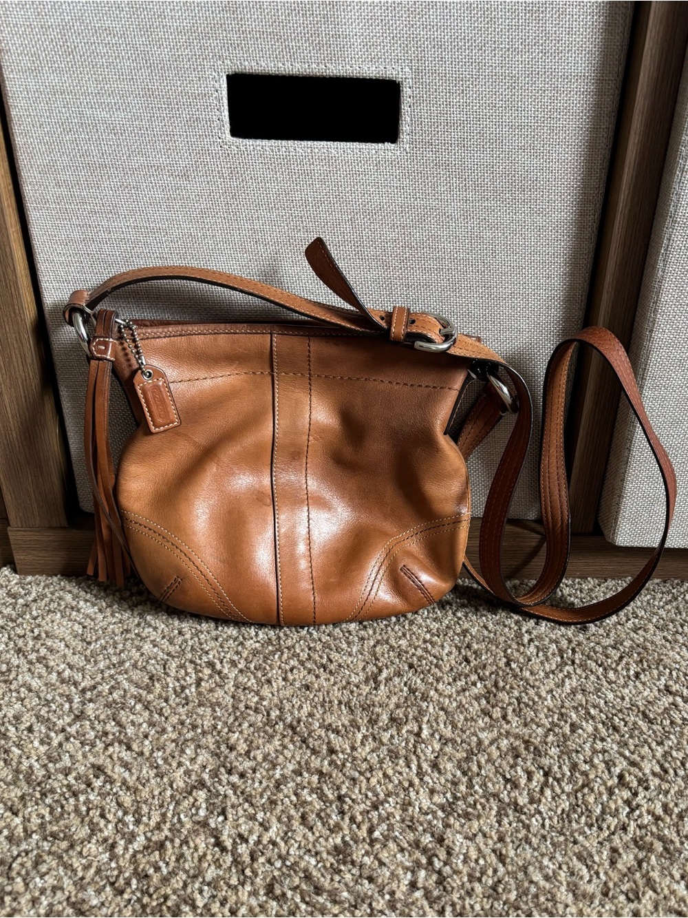 Vintage Y2K Coach Soho Tan Leather Crossbody with Tassel